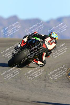 media/Jan-09-2022-SoCal Trackdays (Sun) [[2b1fec8404]]/Turn 12 Backside (130pm)/